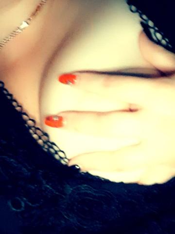 Клавдия Сочная Брюнетка